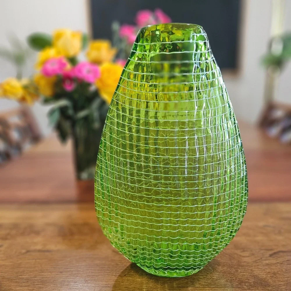 Green Art Glass Vase Textured Grid Teardrop 10
